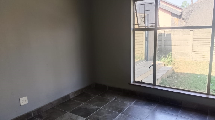 3 Bedroom Property for Sale in Vanderbijlpark SE 6 Gauteng