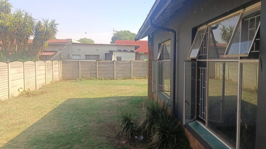 3 Bedroom Property for Sale in Vanderbijlpark SE 6 Gauteng