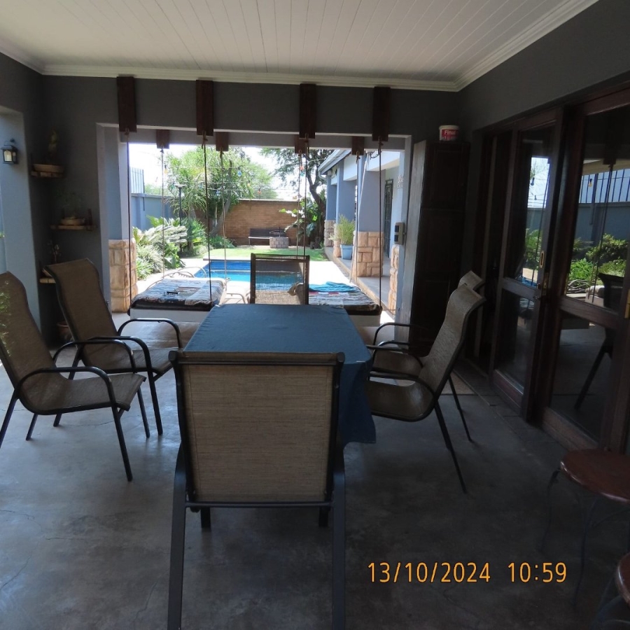 4 Bedroom Property for Sale in Vanderbijlpark SE 8 Gauteng