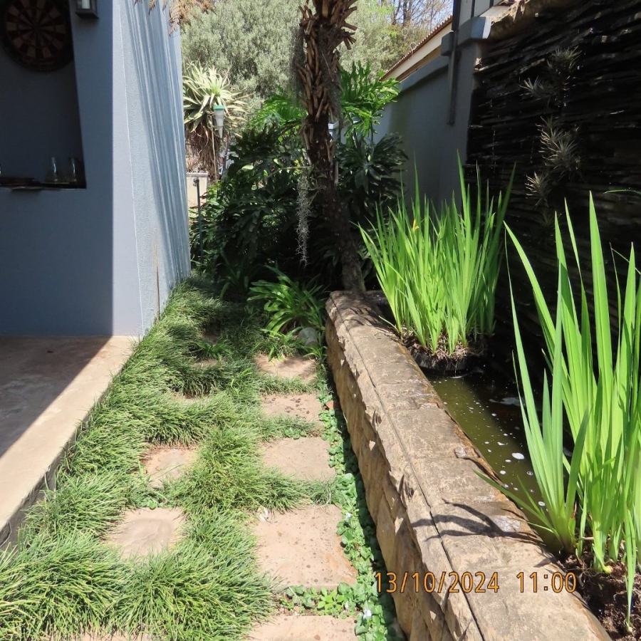 4 Bedroom Property for Sale in Vanderbijlpark SE 8 Gauteng