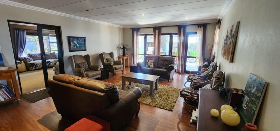 4 Bedroom Property for Sale in Vanderbijlpark SE 8 Gauteng