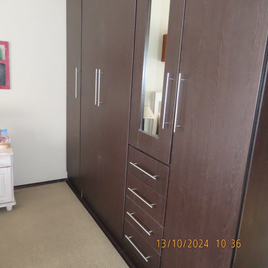 4 Bedroom Property for Sale in Vanderbijlpark SE 8 Gauteng