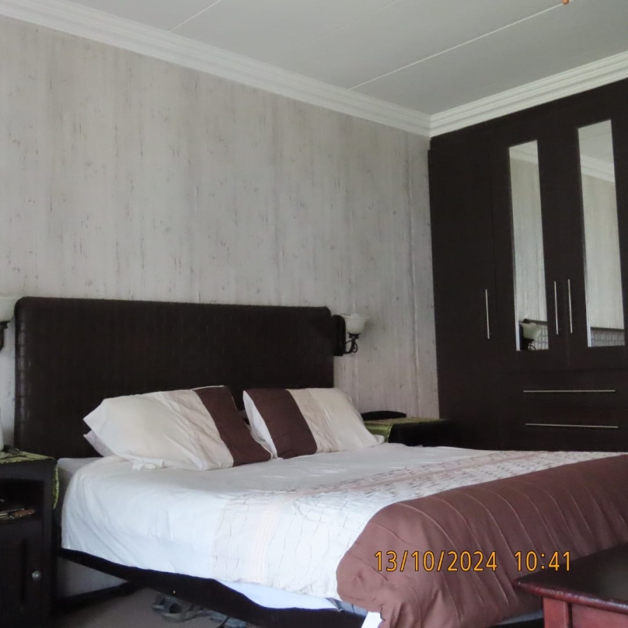 4 Bedroom Property for Sale in Vanderbijlpark SE 8 Gauteng