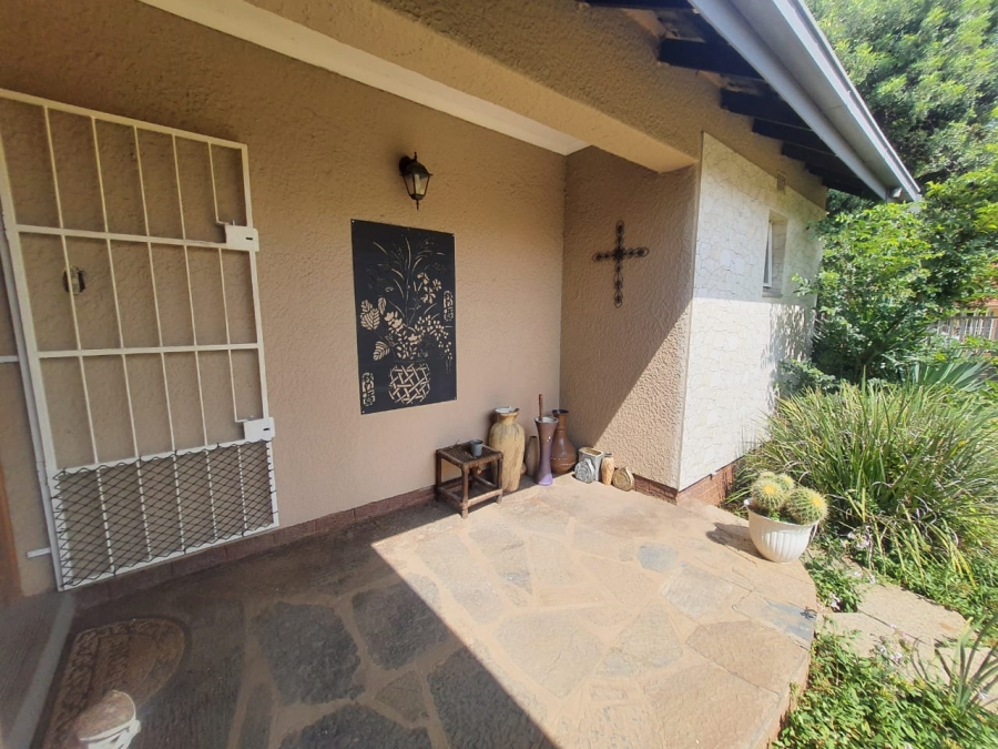 3 Bedroom Property for Sale in Vanderbijlpark SE 6 Gauteng