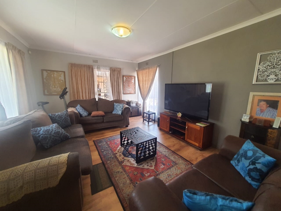 3 Bedroom Property for Sale in Vanderbijlpark SE 6 Gauteng