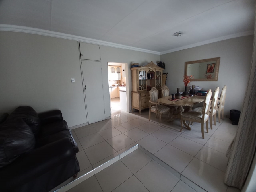 3 Bedroom Property for Sale in Vanderbijlpark SE 6 Gauteng