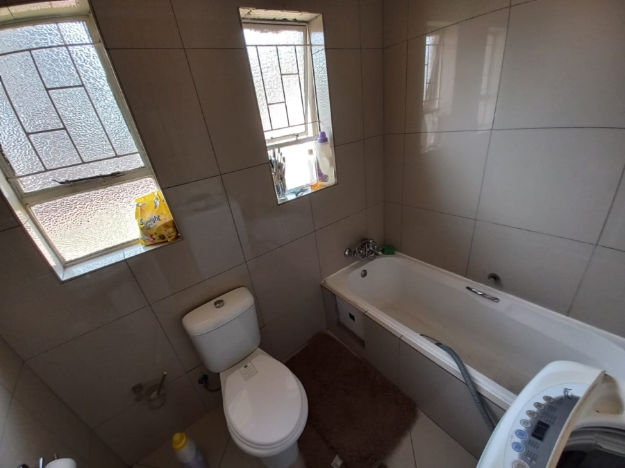 3 Bedroom Property for Sale in Vanderbijlpark SE 6 Gauteng
