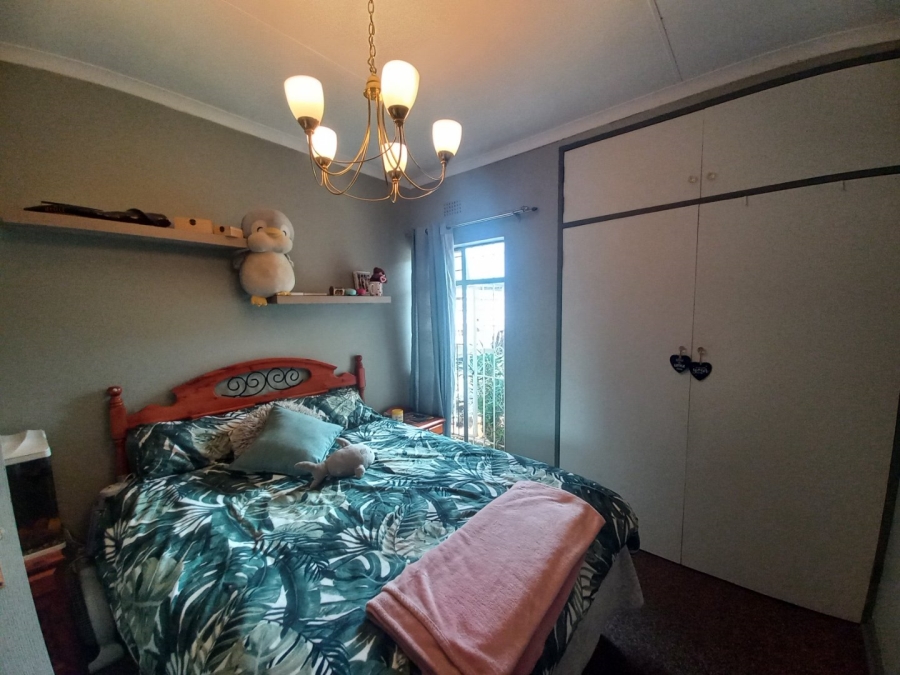 4 Bedroom Property for Sale in Vanderbijlpark SE 6 Gauteng