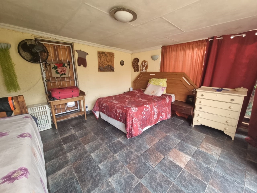 6 Bedroom Property for Sale in Arcon Park Gauteng