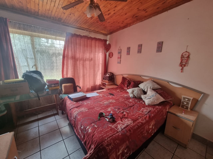 6 Bedroom Property for Sale in Arcon Park Gauteng