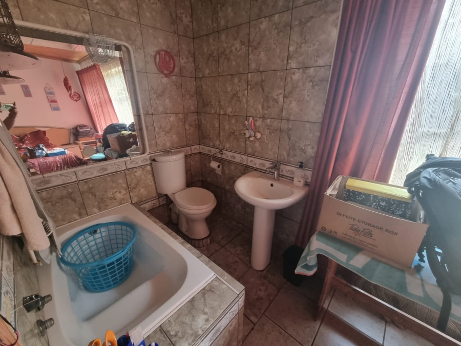 6 Bedroom Property for Sale in Arcon Park Gauteng