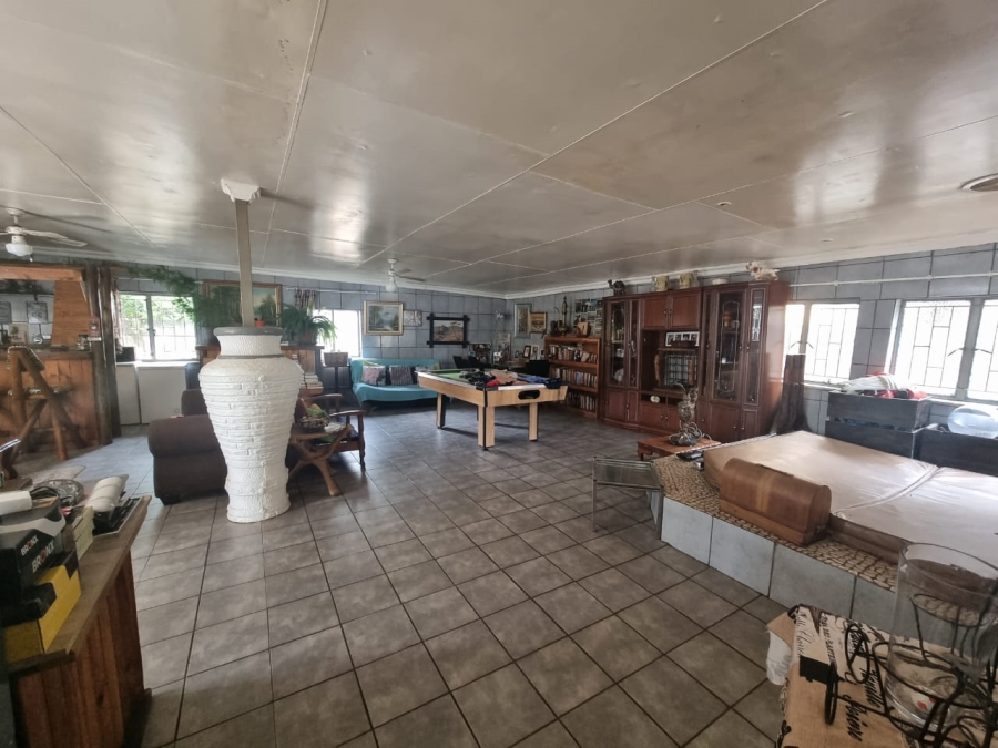 6 Bedroom Property for Sale in Arcon Park Gauteng
