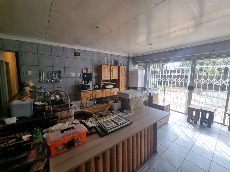6 Bedroom Property for Sale in Arcon Park Gauteng