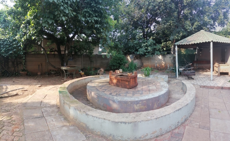 6 Bedroom Property for Sale in Arcon Park Gauteng