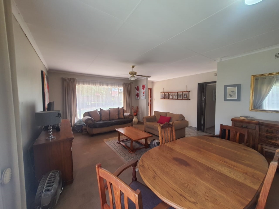 3 Bedroom Property for Sale in Vanderbijlpark SE 6 Gauteng