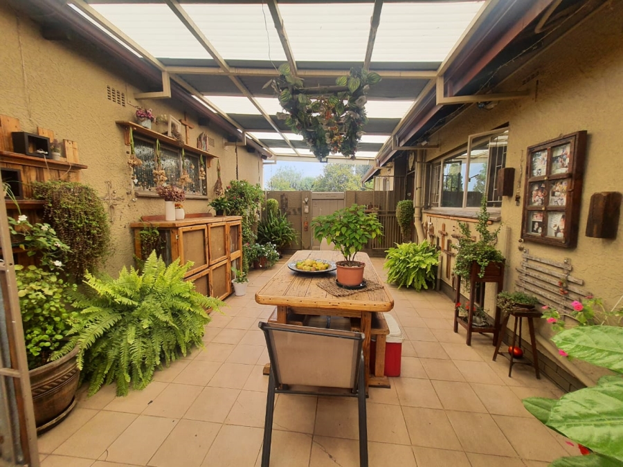 3 Bedroom Property for Sale in Vanderbijlpark SE 6 Gauteng