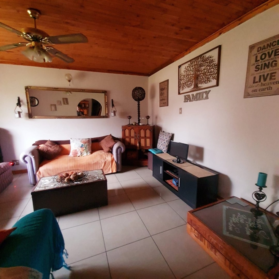 3 Bedroom Property for Sale in Vanderbijlpark SE 6 Gauteng