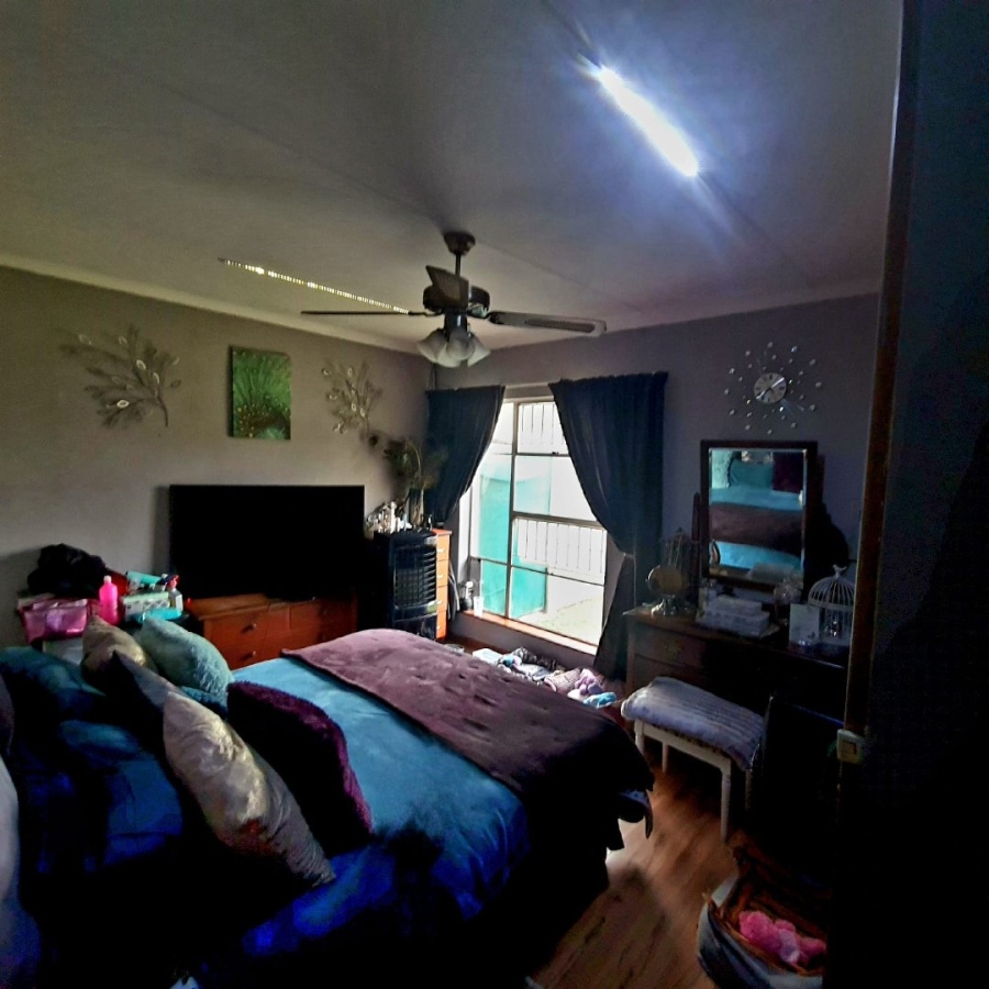 3 Bedroom Property for Sale in Vanderbijlpark SE 6 Gauteng