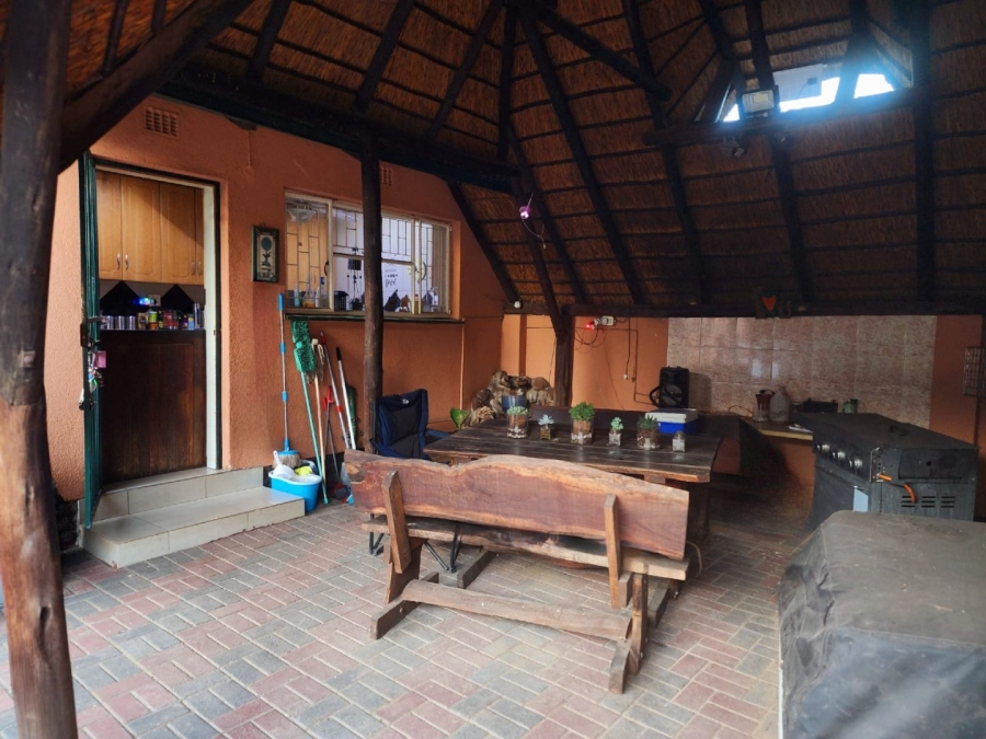 3 Bedroom Property for Sale in Vanderbijlpark SE 6 Gauteng