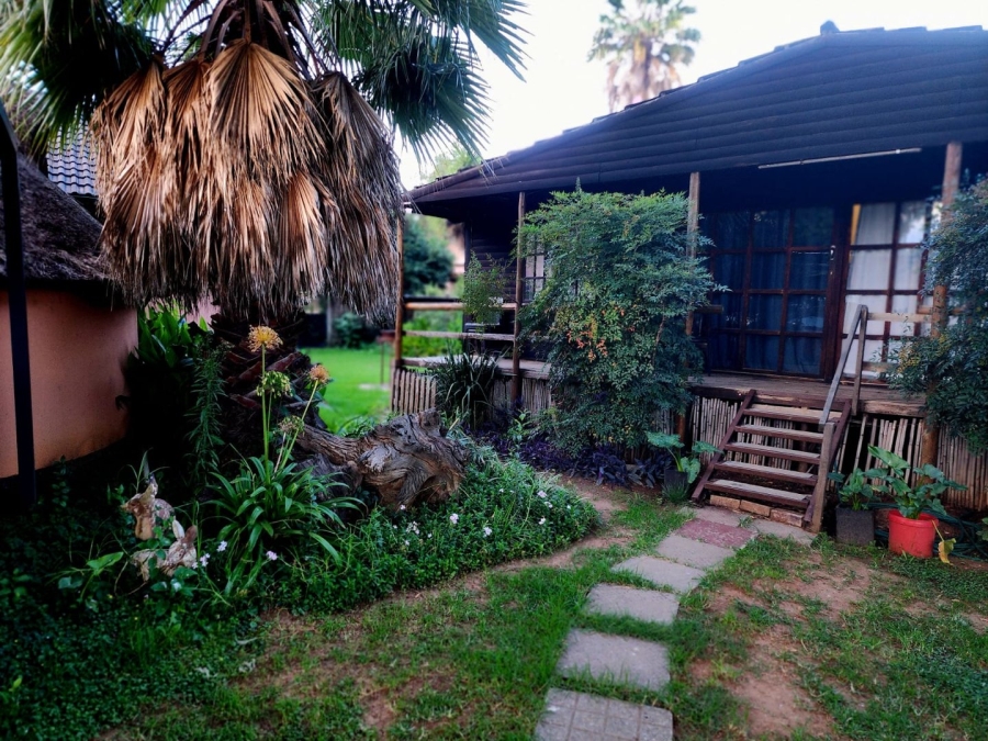 3 Bedroom Property for Sale in Vanderbijlpark SE 6 Gauteng