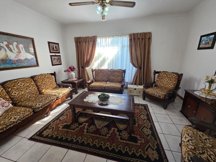 3 Bedroom Property for Sale in Vanderbijlpark SE 6 Gauteng