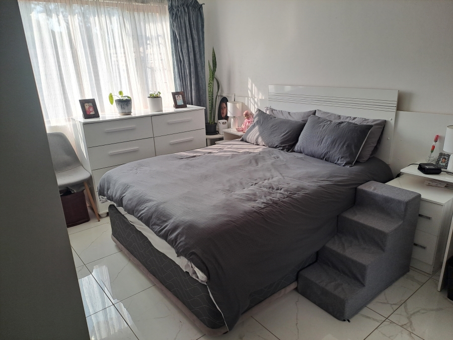 2 Bedroom Property for Sale in Meyersdal Gauteng