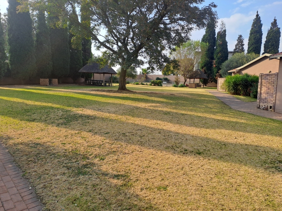 2 Bedroom Property for Sale in Meyersdal Gauteng