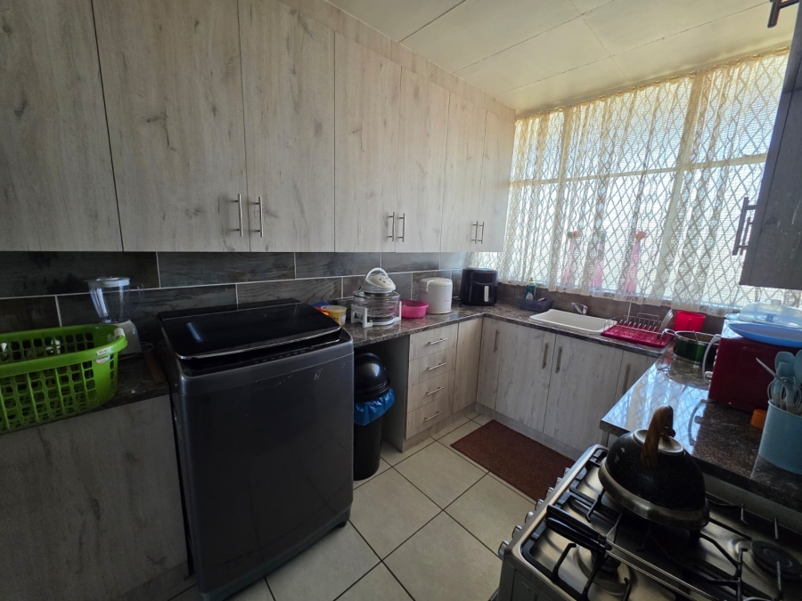 2 Bedroom Property for Sale in Arcon Park Gauteng