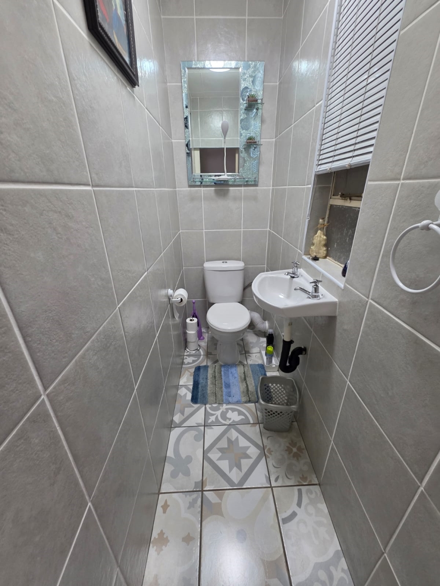 2 Bedroom Property for Sale in Arcon Park Gauteng