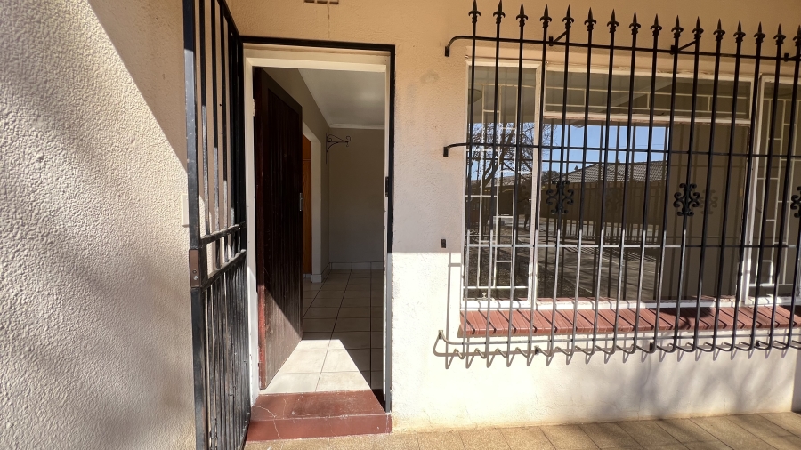 3 Bedroom Property for Sale in Greenhills Gauteng