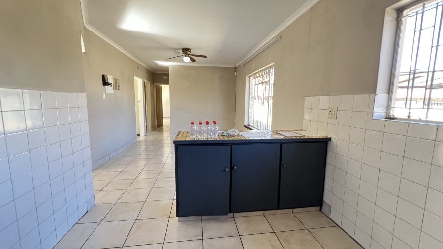 3 Bedroom Property for Sale in Greenhills Gauteng