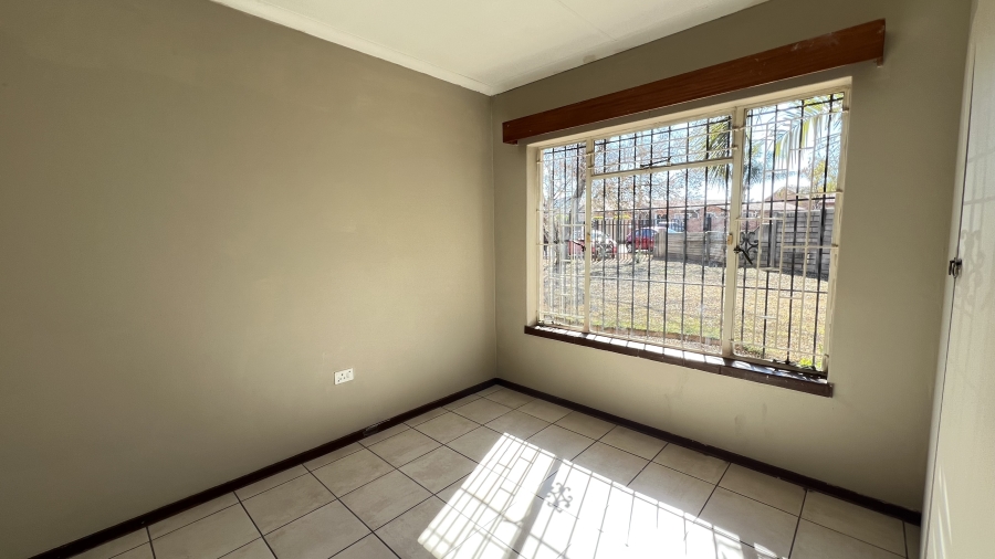 3 Bedroom Property for Sale in Greenhills Gauteng