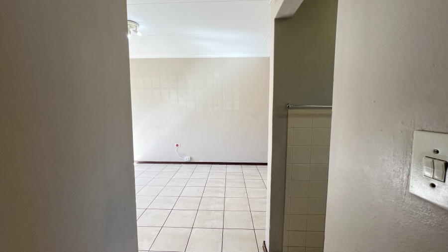3 Bedroom Property for Sale in Greenhills Gauteng