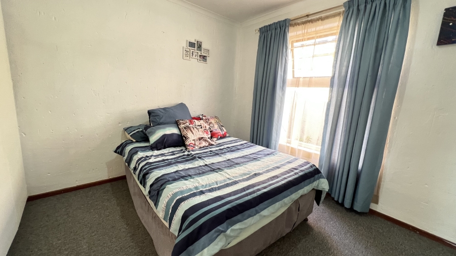 2 Bedroom Property for Sale in Rangeview Gauteng