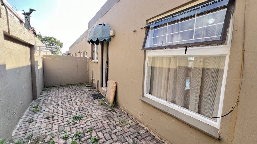 2 Bedroom Property for Sale in Rangeview Gauteng