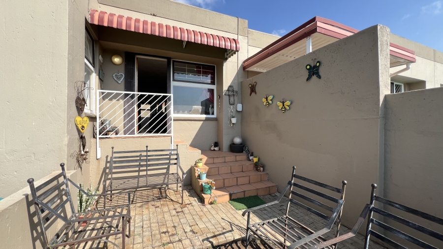 2 Bedroom Property for Sale in Rangeview Gauteng