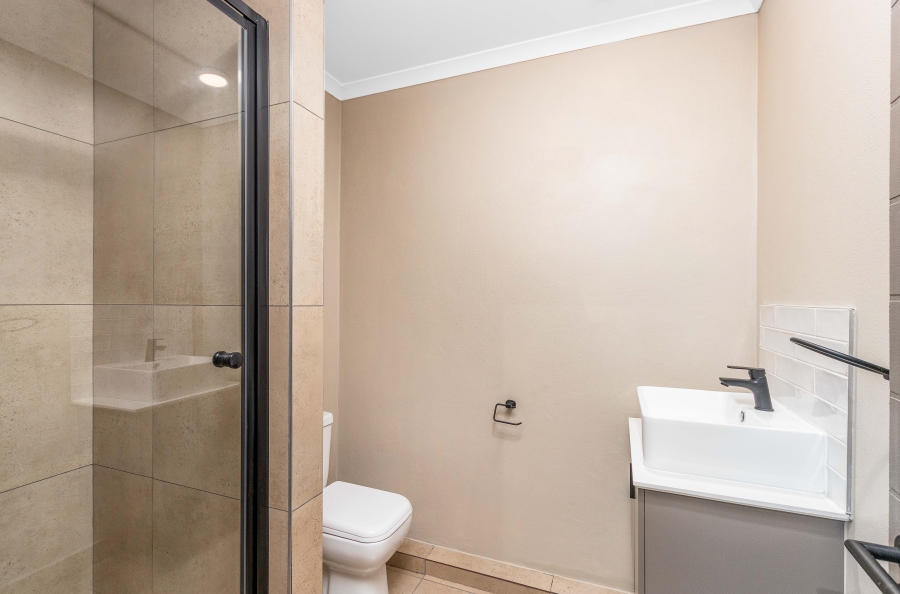1 Bedroom Property for Sale in Bedfordview Gauteng