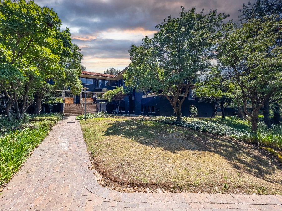 1 Bedroom Property for Sale in Bedfordview Gauteng
