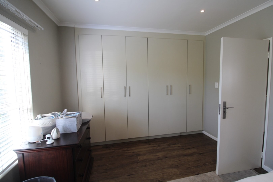 To Let 2 Bedroom Property for Rent in Bryanston Gauteng