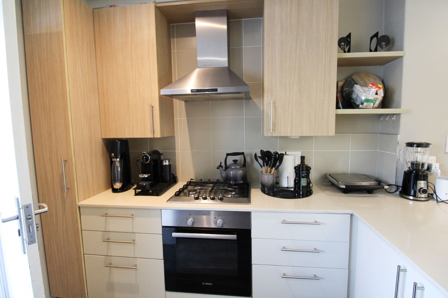 To Let 2 Bedroom Property for Rent in Bryanston Gauteng