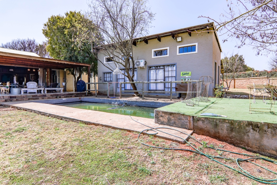 5 Bedroom Property for Sale in Raslouw Gauteng