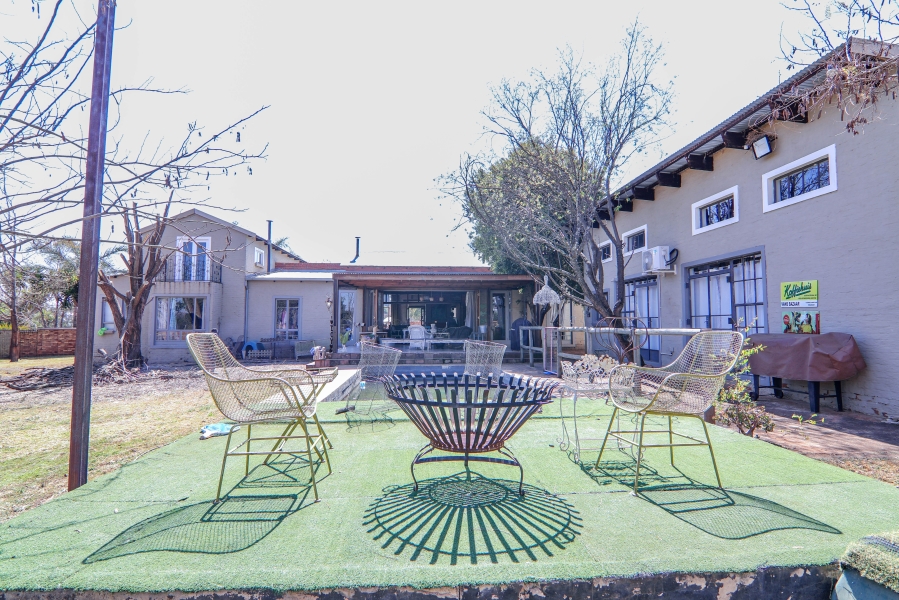 5 Bedroom Property for Sale in Raslouw Gauteng