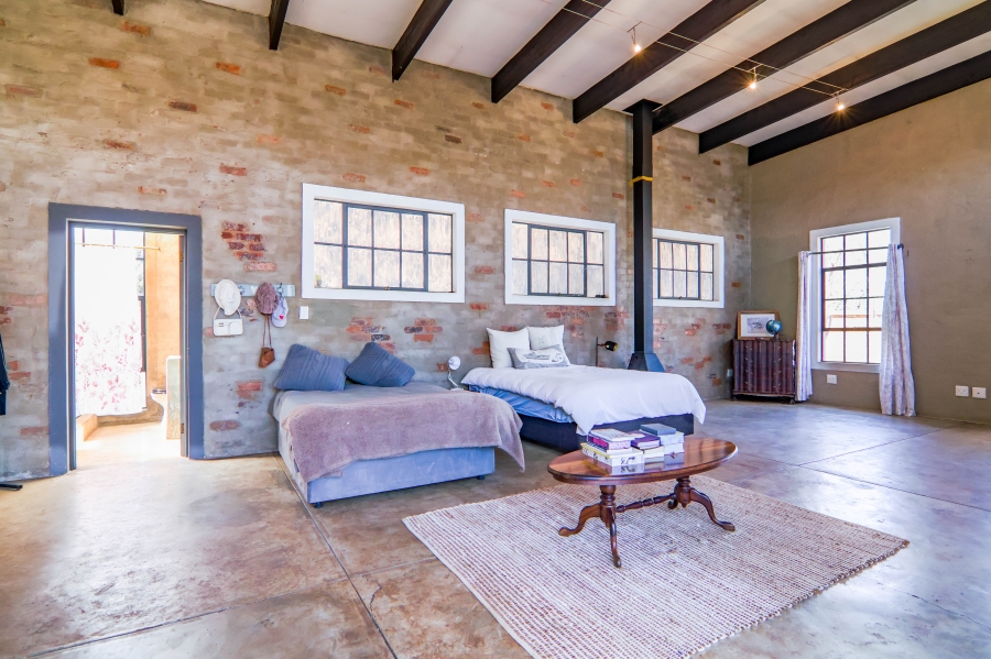 5 Bedroom Property for Sale in Raslouw Gauteng