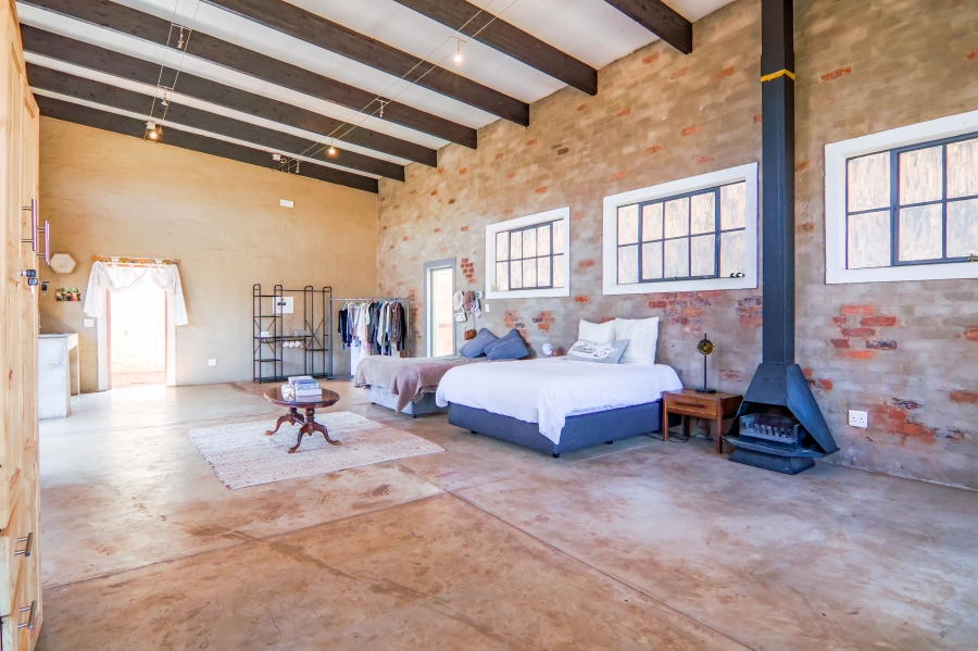 5 Bedroom Property for Sale in Raslouw Gauteng
