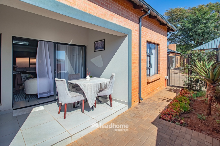 2 Bedroom Property for Sale in Annlin Gauteng