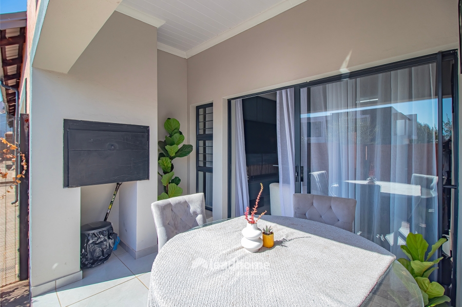 2 Bedroom Property for Sale in Annlin Gauteng