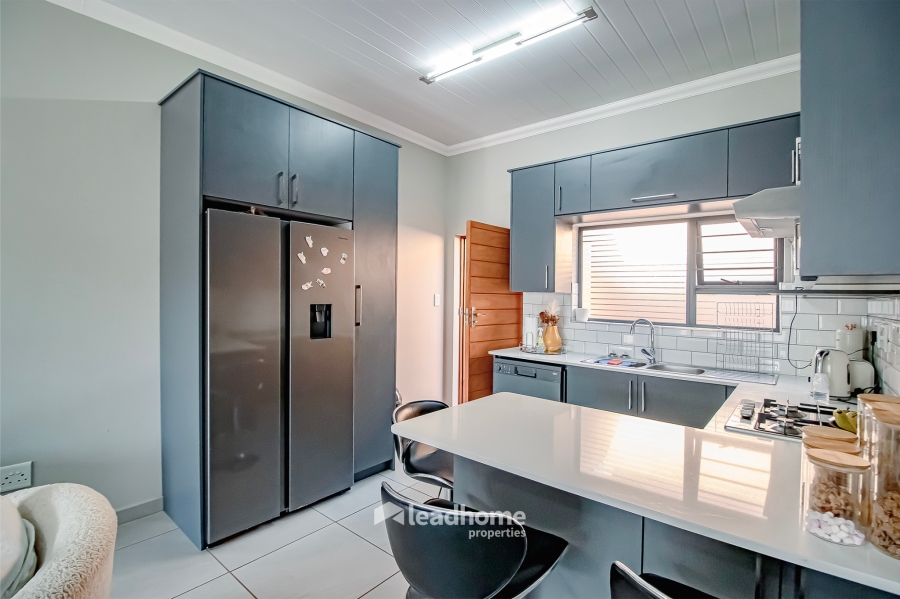 2 Bedroom Property for Sale in Annlin Gauteng