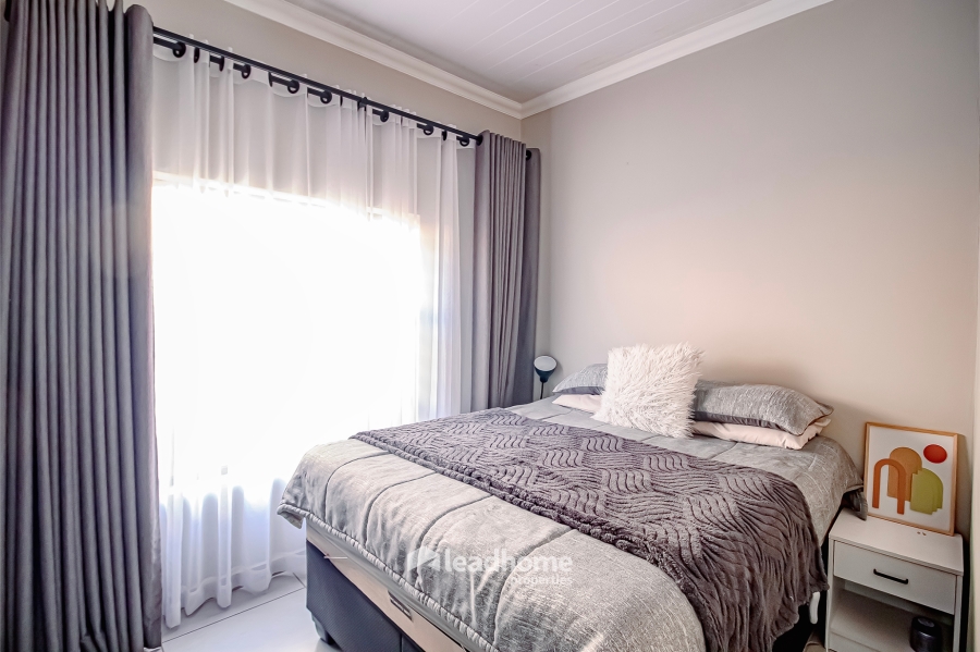 2 Bedroom Property for Sale in Annlin Gauteng
