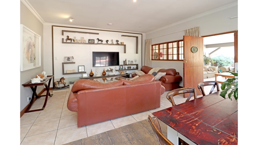 5 Bedroom Property for Sale in Glenferness Gauteng