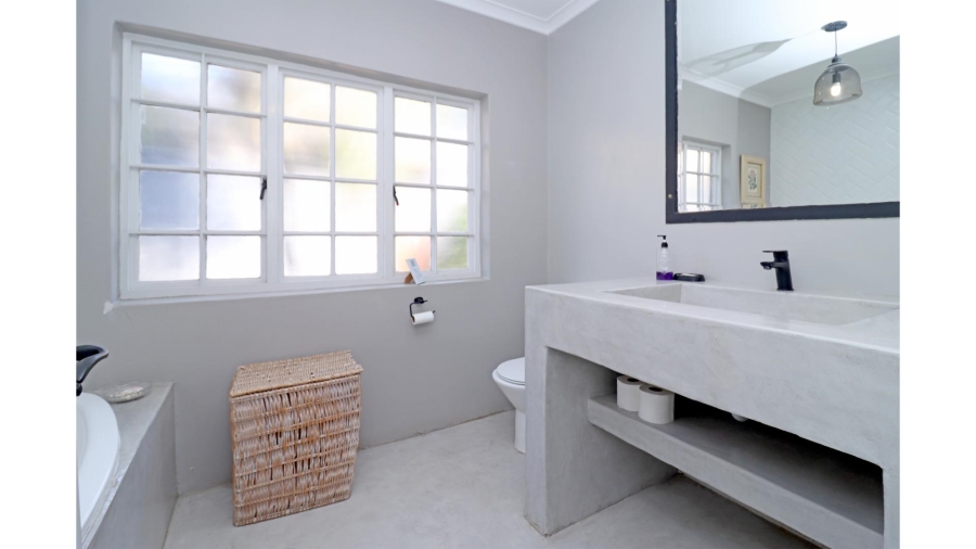 5 Bedroom Property for Sale in Glenferness Gauteng